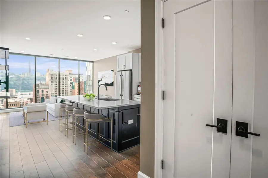 350 Oliver Ave #1603, Pittsburgh, PA 15222 - Image #3