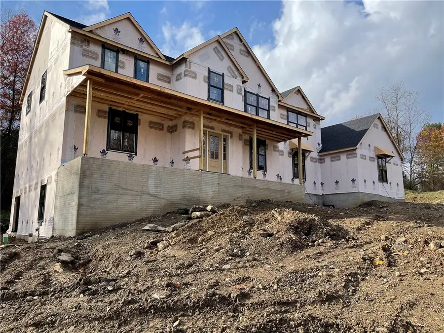 105 Old Indian Trail Rd, Fox Chapel, PA 15238 - Image #3