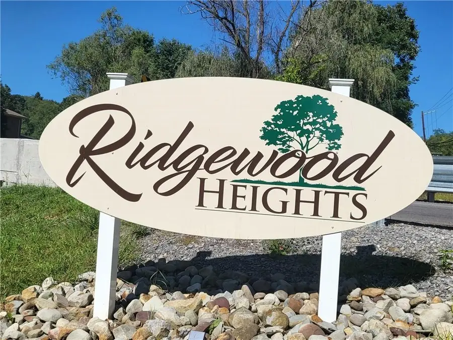 79 Ridgewood Drive, Cecil Bishop, PA 15057 - Image #2