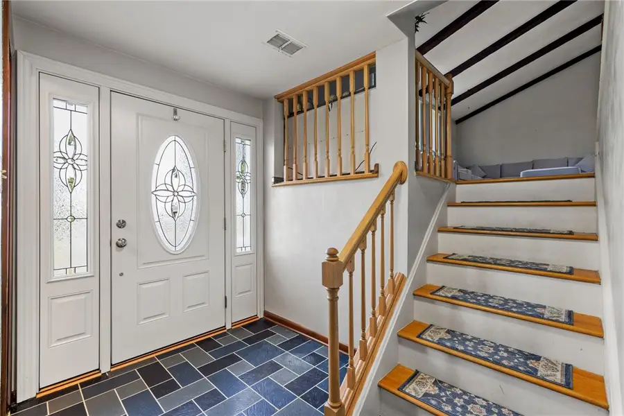 124 Reed Dr, Jefferson Hills, PA 15025 - Image #3