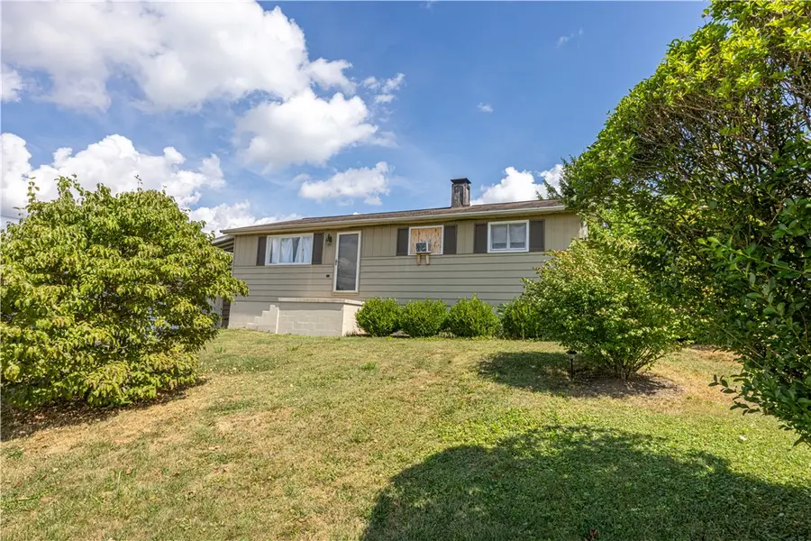 81 Mountain View St, Oliver, PA 15401 - Image #3