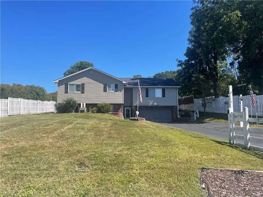 222 Dewitt Ave, Connellsville, PA 15425 - Image #2