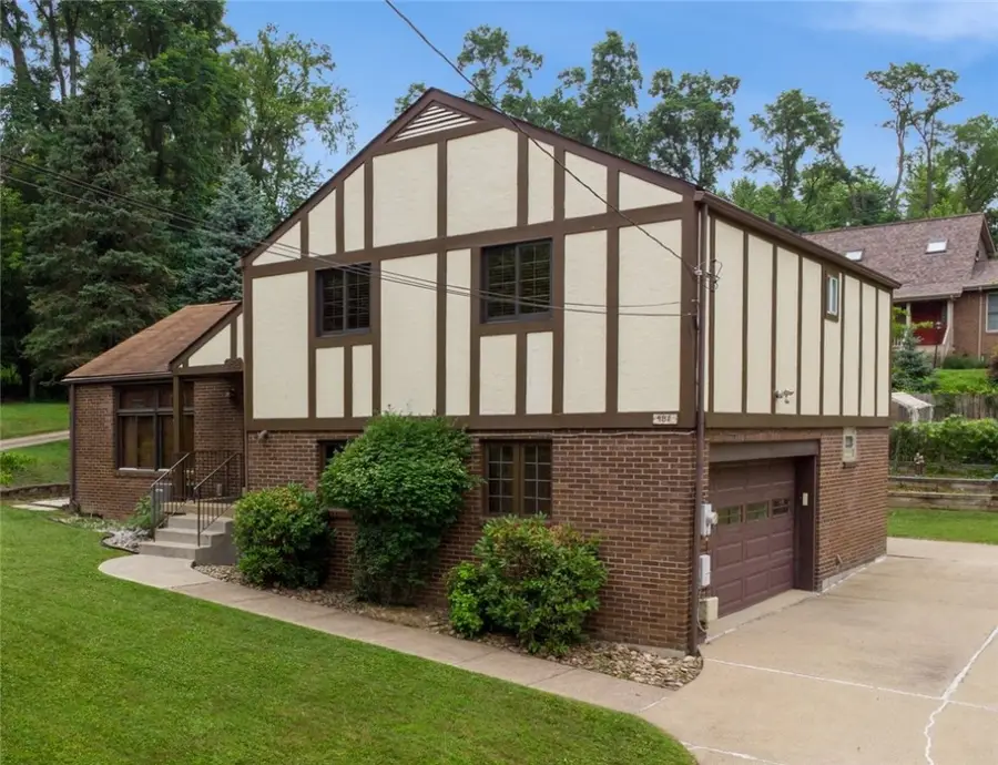 982 Braddock Rd, Forest Hills, PA 15221 - Image #2