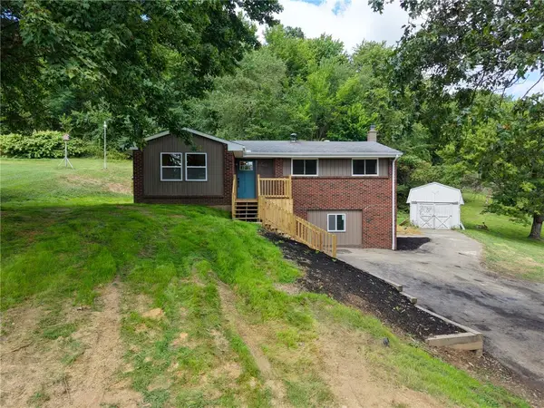 275 Twin Lakes Rd, Unity  Twp, PA 15650