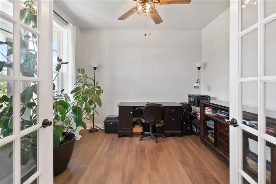 121 Maggie Dr, North Strabane Township, PA 15330 - Image #3