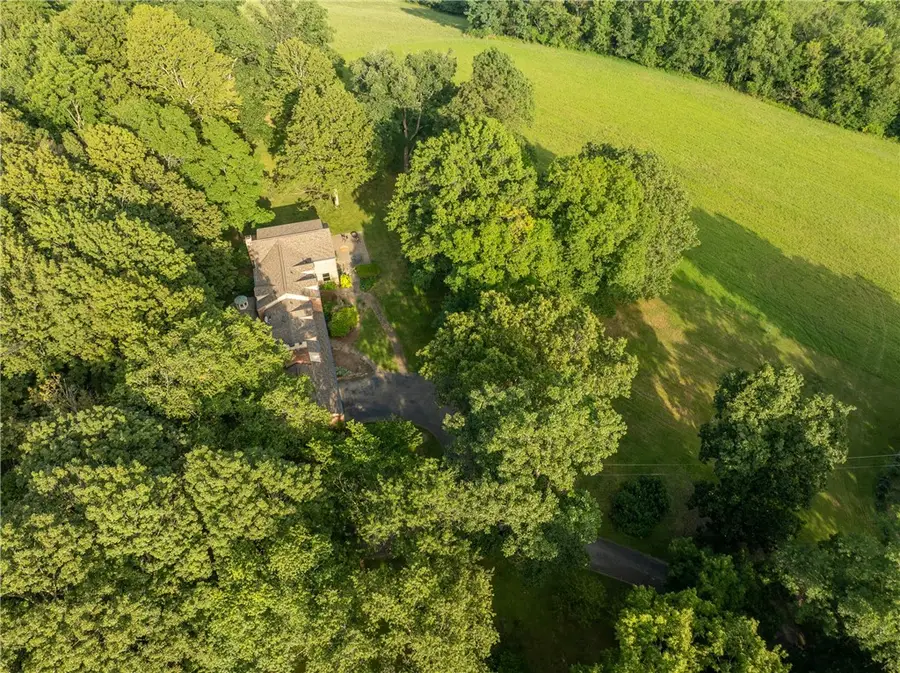 127 Mountain Road, Ligonier Township, PA 15658 - Image #3