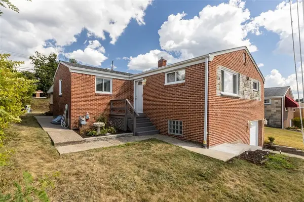 133 Eileen, Baldwin Boro, PA 15227