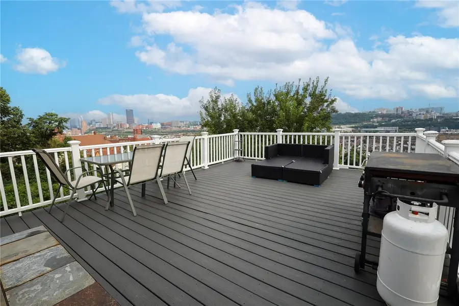 53 Holt St, Pittsburgh, PA 15203 - Image #2