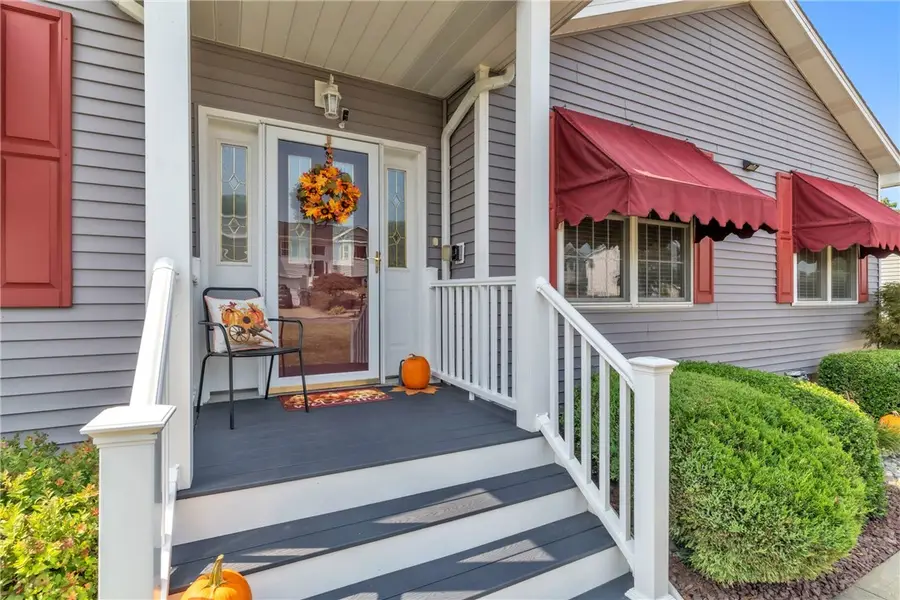 114 Brooksedge Dr, Shanor Northvue, PA 16001 - Image #2