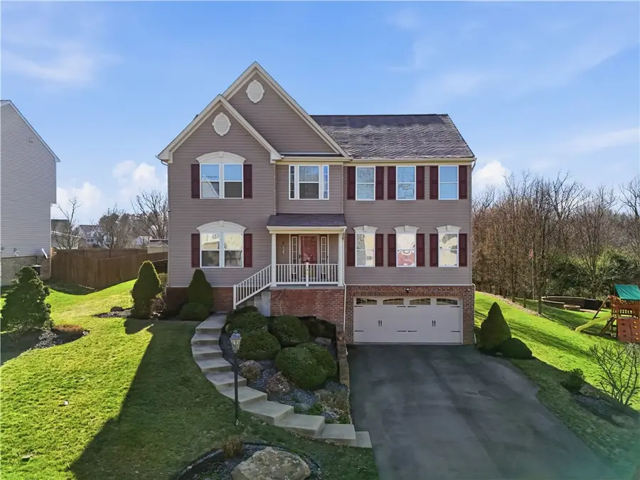 103 Twin Oaks Dr, Beaver Falls, PA 15010 - #2