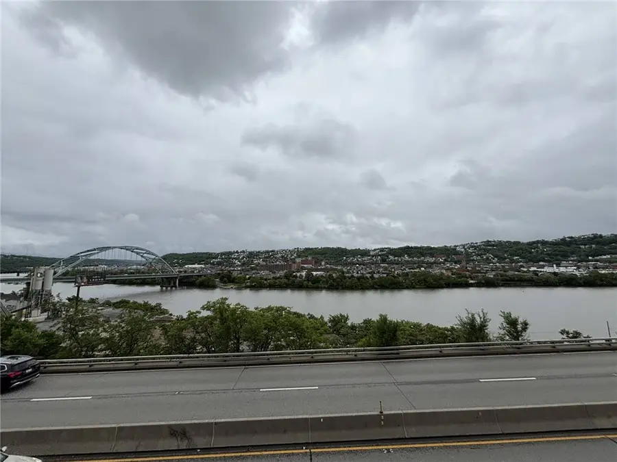 2013 Blvd Of The Allies, Pittsburgh, PA 15219 - Image #3