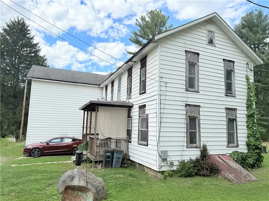 558 Whispering Pines Rd, Shade, PA 15924 - Image #2