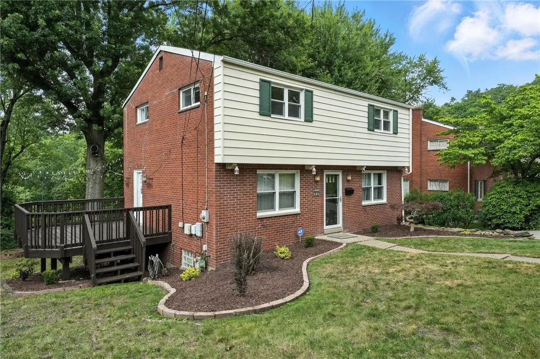 445 Pacific Ave, Forest Hills, PA 15221 - Image #1