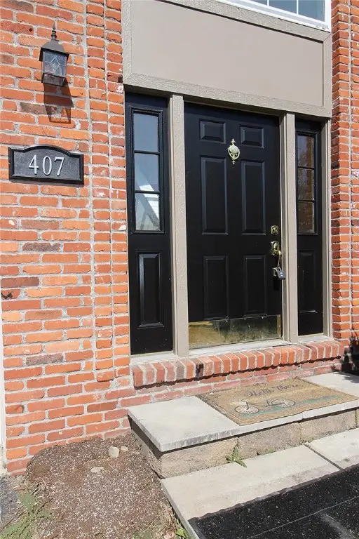 407 Commodore Drive, North Fayette, PA 15057 - Image #2