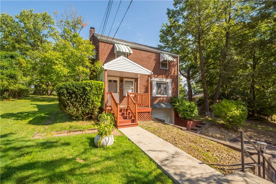 205 Williamsburg Dr, Monroeville, PA 15146 - Image #1