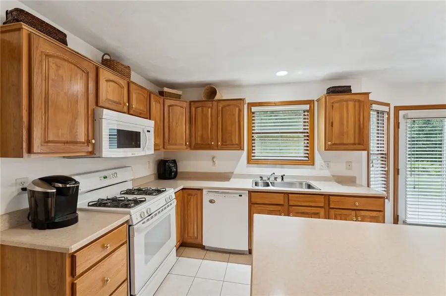 5081 Harvest Dr, Murrysville, PA 15668 - Image #2