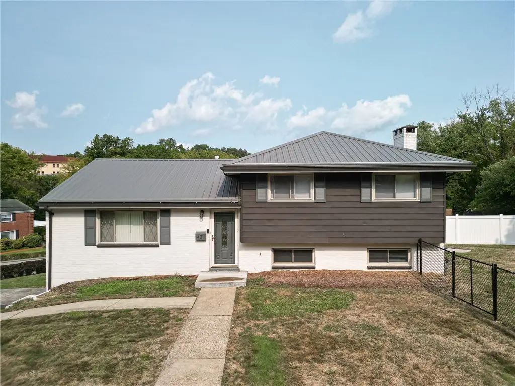 401 Macbeth Dr, Penn Hills, PA 15235 - Image #1