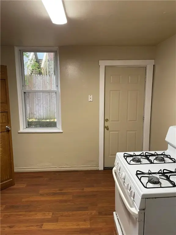 190-192 Knox Ave, Pittsburgh, PA 15210 - #2