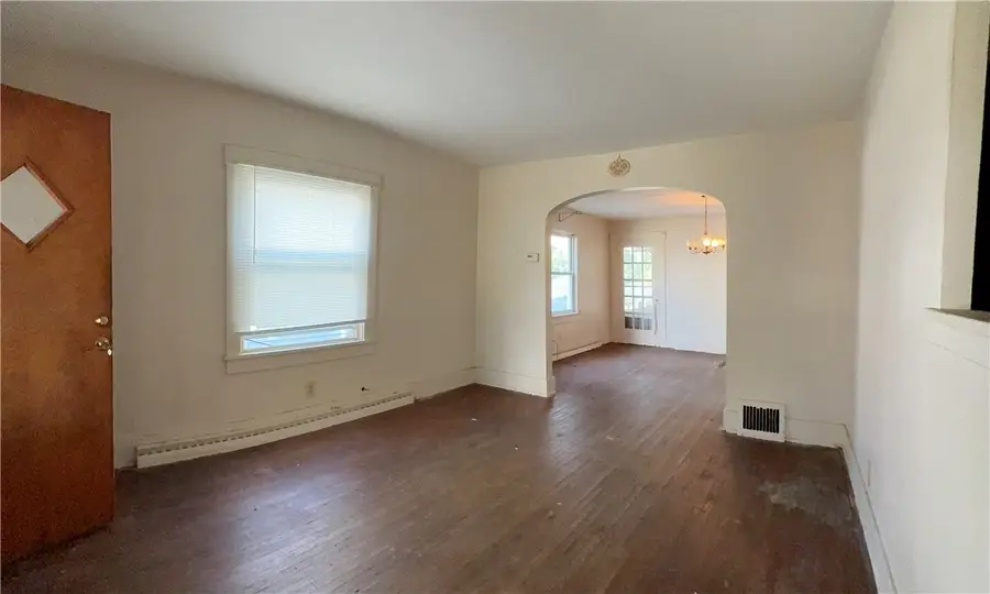 545 & 625 Davis St, Sharon, PA 16146 - Image #3