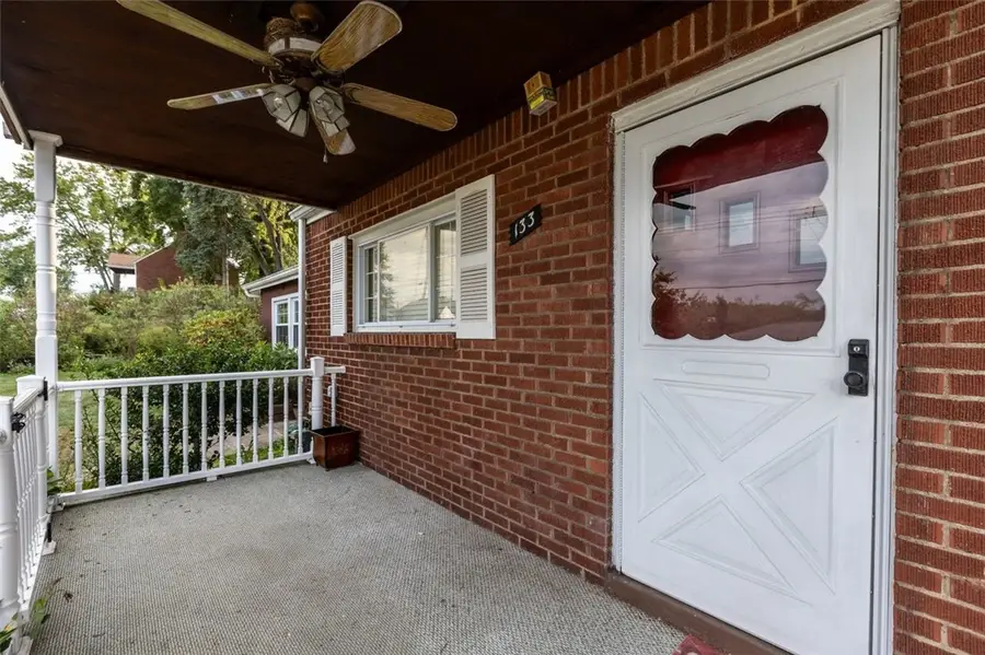 133 Laura Lee Dr, Monroeville, PA 15146 - Image #3