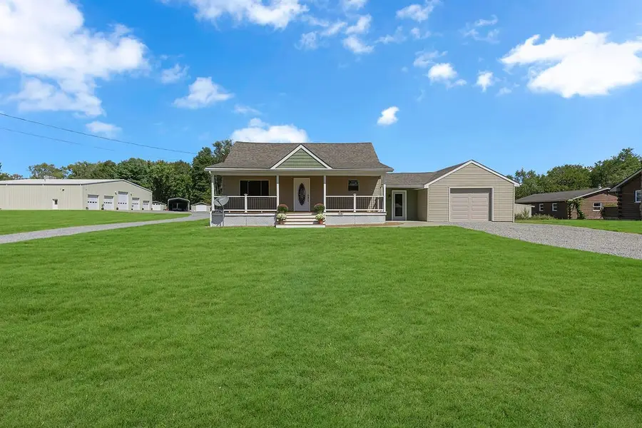 118 Eckles Dr, Ohioville, PA 15052 - Image #2