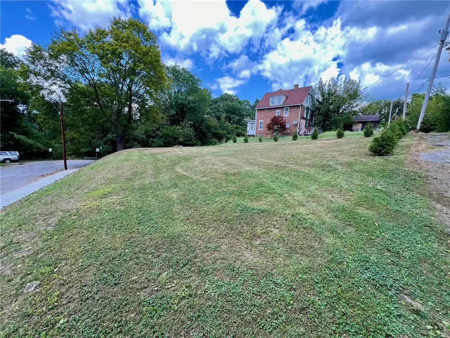 102 & 104 Williams St., Aliquippa, PA 15001 - Image #2