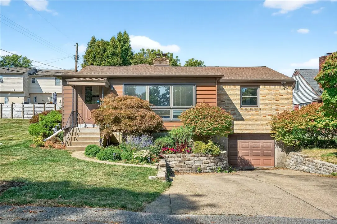 1030 Francis Rd, Castle Shannon, PA 15234 - Image #1