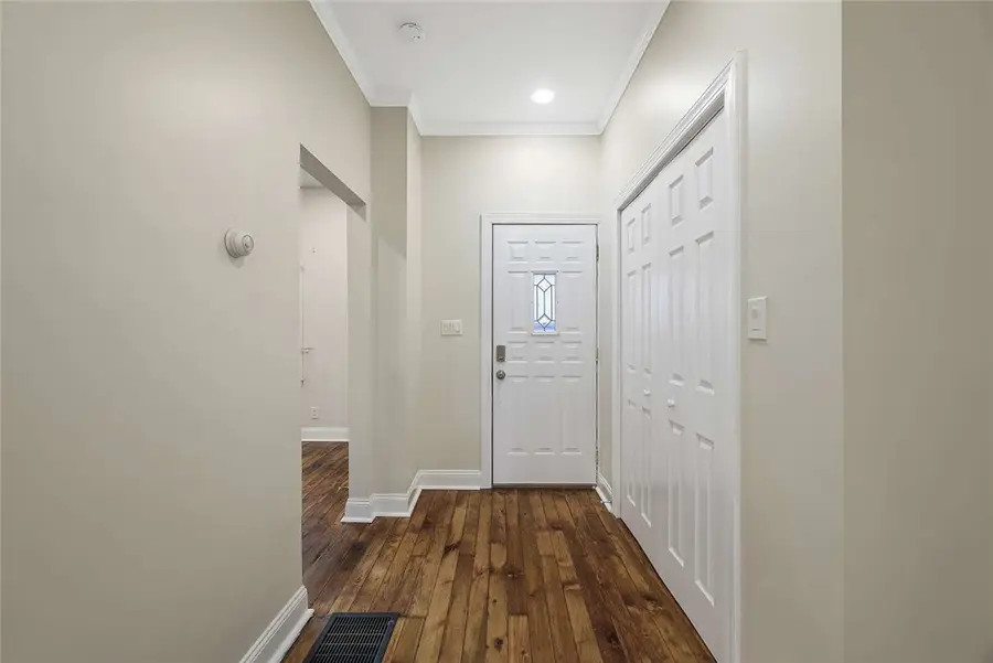 1617 W 9th St, Beaver Falls, PA 15010 - #3