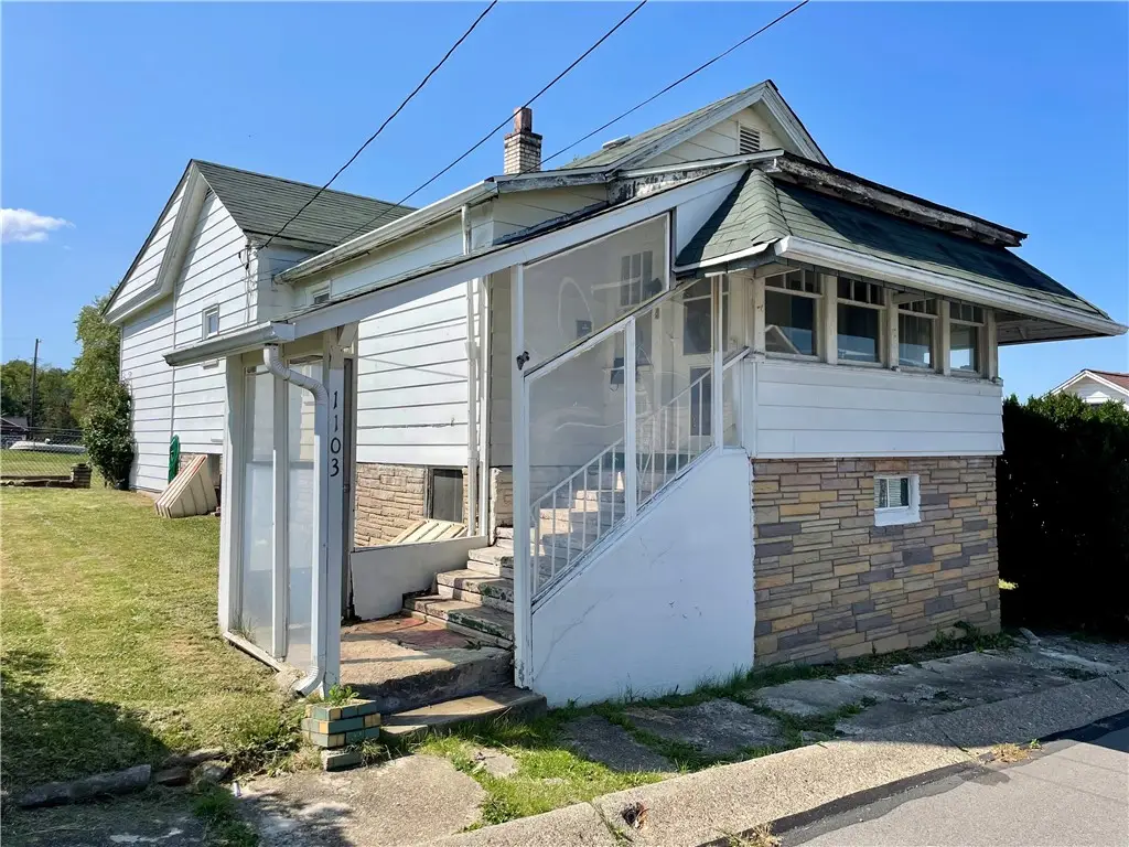 1103 Gordon, Natrona Heights, PA 15065 - #1
