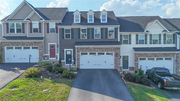1449 Deer Creek Crossing Dr, Cecil, PA 15317