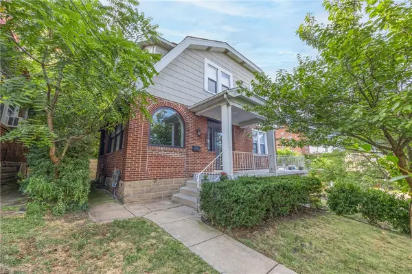 315 Lavina Ave., Mt Lebanon, PA 15216