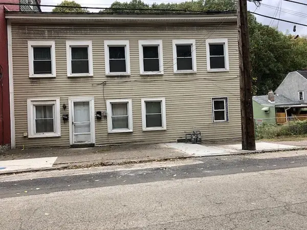 1345 Woods Run Ave, Marshall Shadeland, PA 15212