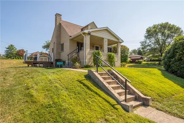 215 Pinchtown Rd, Baldwin Boro, PA 15236