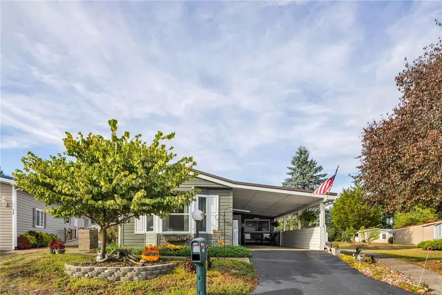 326 Glendale Ln, Murrysville, PA 15668 - Image #2