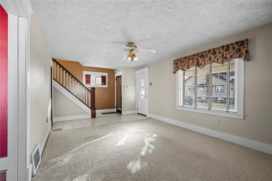 1007 Leslie St, Sharon, PA 16146 - Image #3