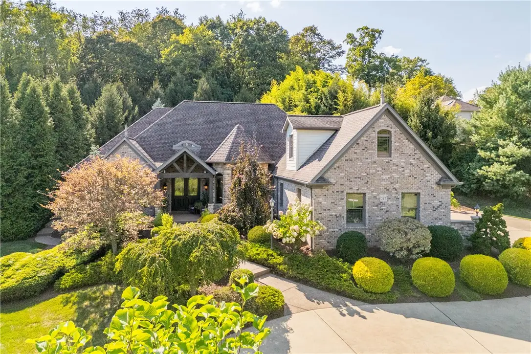 217 Canterwood Dr., Venetia, PA 15367 - #1