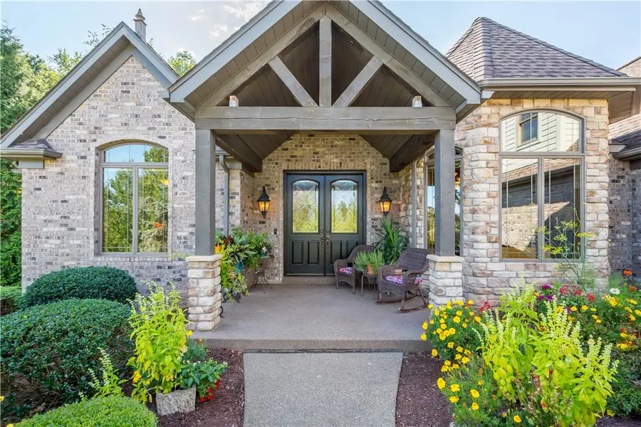 217 Canterwood Dr., Venetia, PA 15367 - #3