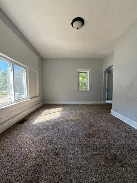 517 Electric St, New Castle, PA 16101 - Image #3