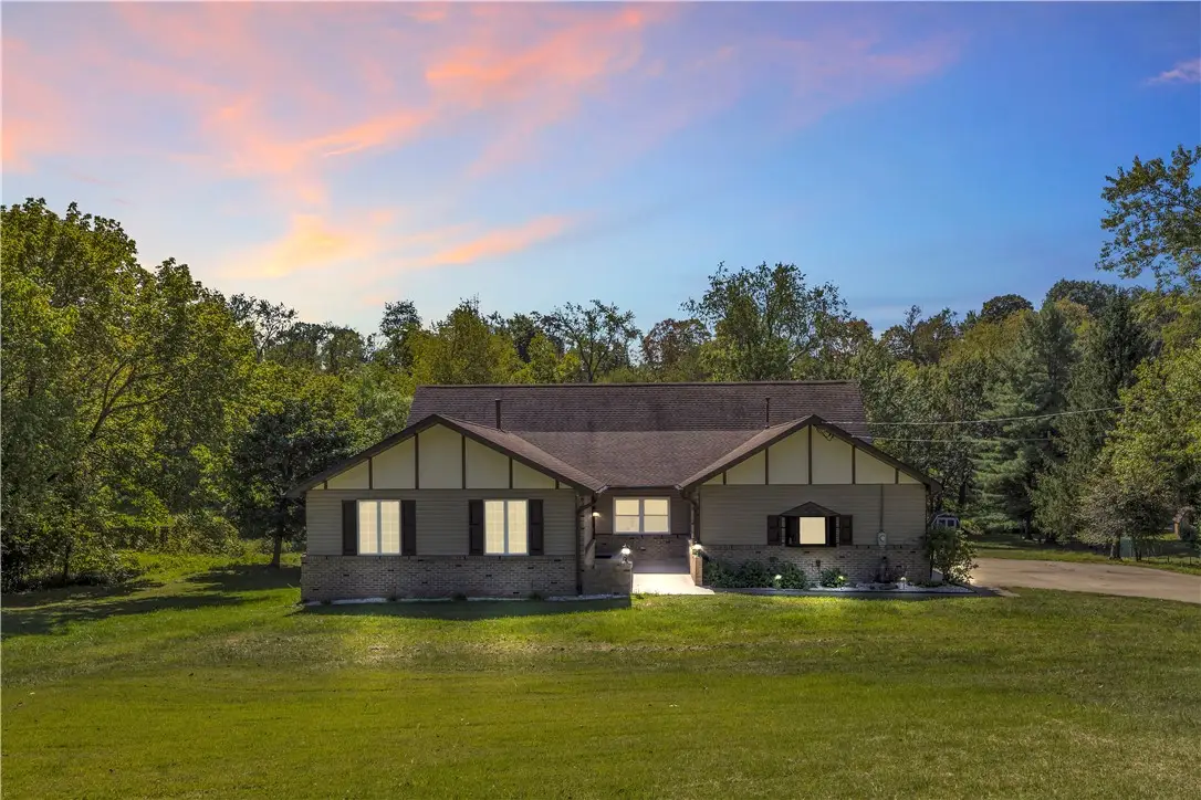 2171 Robbins Station Rd, North Huntingdon, PA 15642 - Image #1