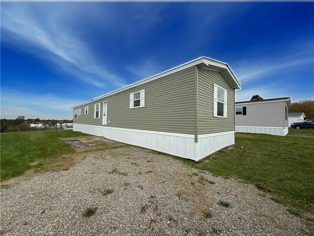 443 Hy-vue Dr., Clinton, PA 16056 - Image #1