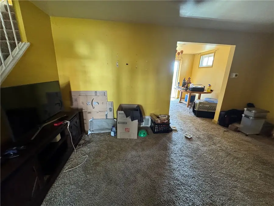 531 Burton Dr, Penn Hills, PA 15235 - Image #3