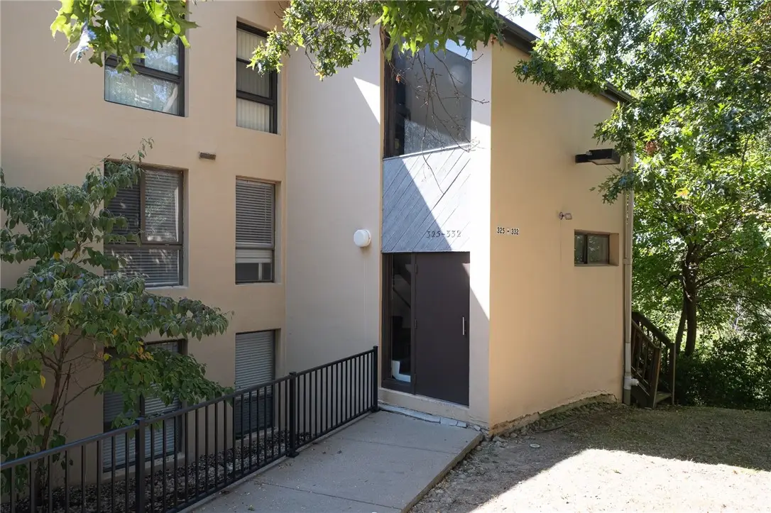 2034 Swallow Hill Rd #326, Scott Township, PA 15220 - Image #1