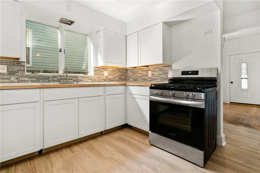 1307 Mcminn St, Aliquippa, PA 15001 - Image #3