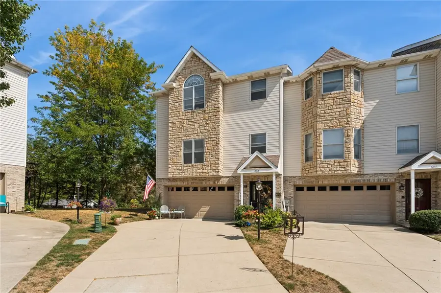 608 Imperial Dr, Imperial, PA 15126 - Image #2