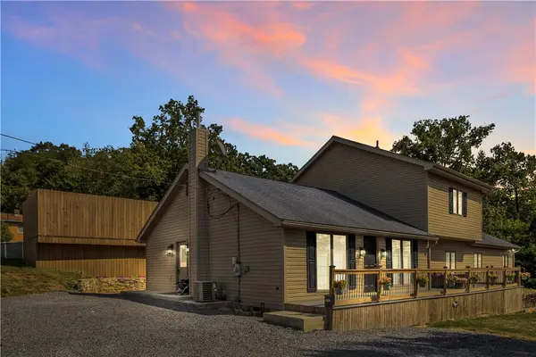 4702 40th Ave, Pulaski Twp, PA 15066