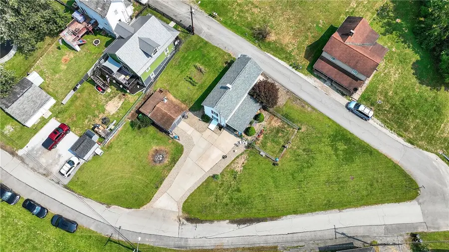 6 Browntown Road, Avella, PA 15312 - Image #3