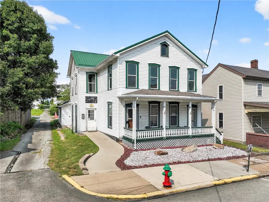 320 W Main St, Mount Pleasant, PA 15666 - #2