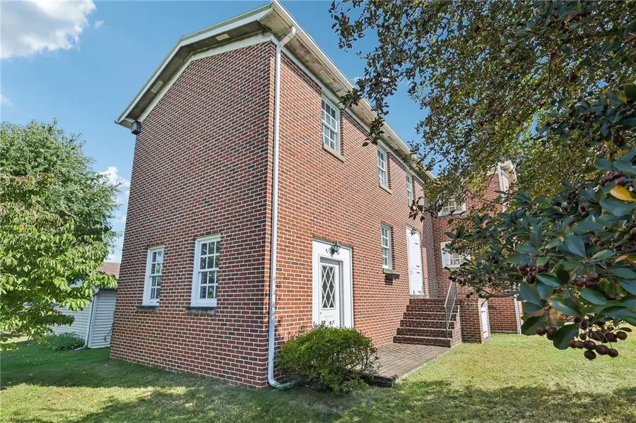 332 Richmond St, Loyalhanna, PA 15650 - Image #3