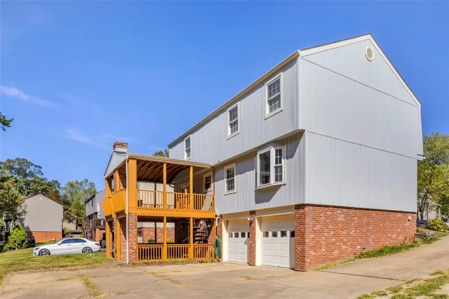 529 Greenspire Ct, Cranberry Township, PA 16066 - Image #3