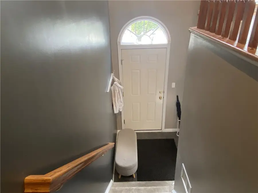 1507 Michael Dr #113-D, Baldwin, PA 15227 - Image #2